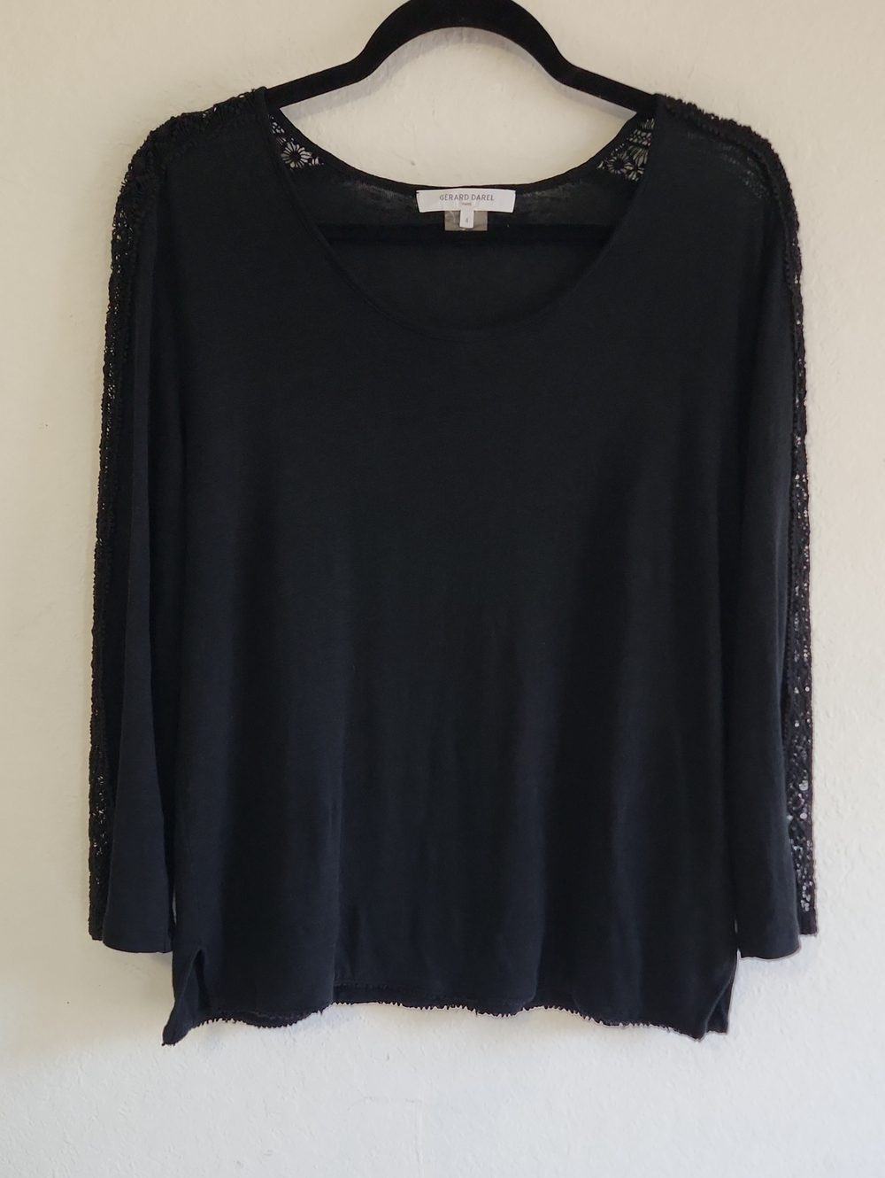 GERARD DAREL Black 100% Linen Top Crochet Lace Inset Sleeve L Quiet Luxury